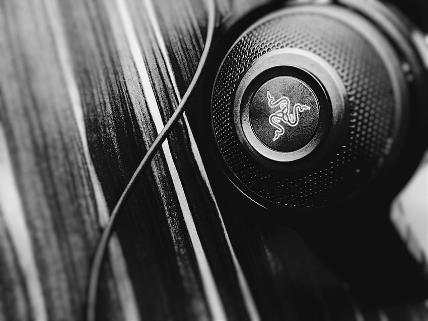 Razer Kraken, Headphones, Blurred, Monochrome, Technology / and Mobile Background HD wallpaper