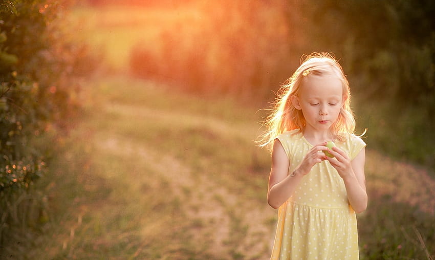 little girl, childhood, blonde, fair, nice, adorable, bonny, sunset, sweet, Belle, white, Hair, girl, Standing, comely, sightly, pretty, face, lovely, pure, child, graphy, cute, baby, , Nexus, beauty, kid, beautiful, people, little, pink, princess, dainty HD wallpaper
