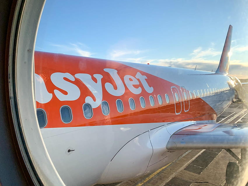 EasyJet: How Low Cost Flying Can Be A Good Thing HD wallpaper