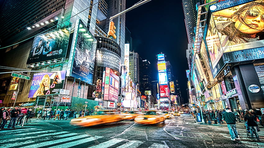 Yellow Cabs In New York Times Square - HD wallpaper