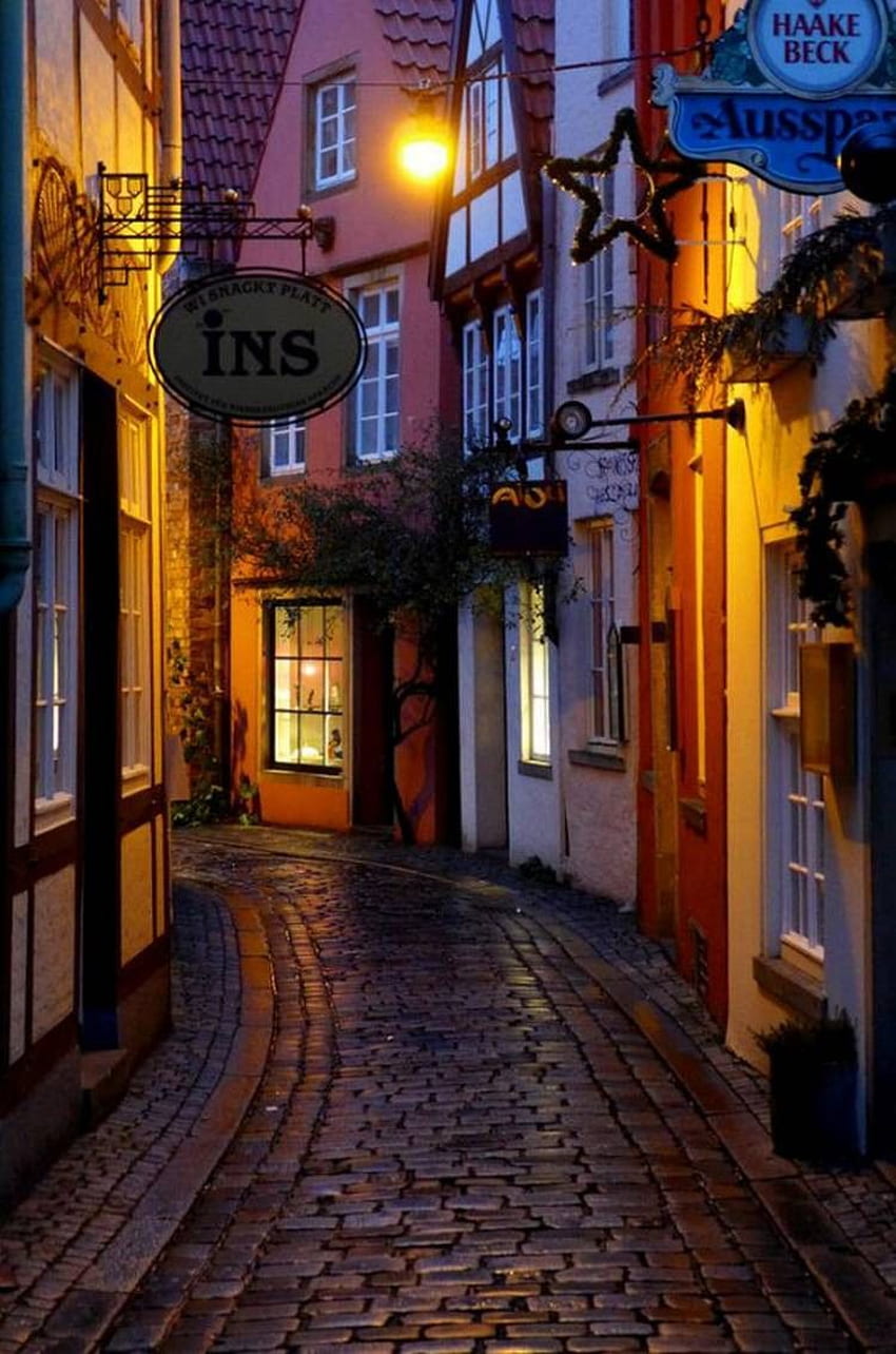 Late Night Randomness (31 ) - Suburban Men. Bremen germany, Beautiful places, Bremen HD phone wallpaper