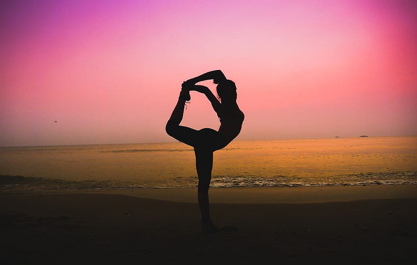 arena mar playa verano chica puesta de sol pose, linda gimnasta fondo de pantalla