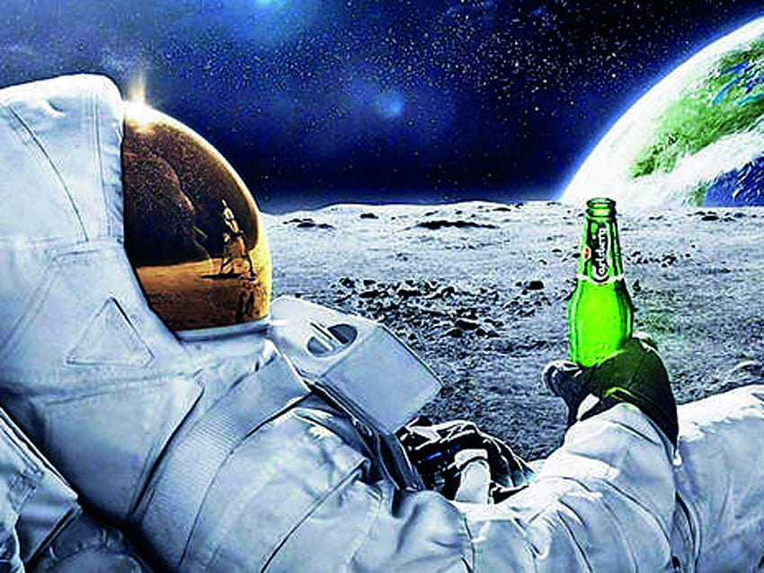 โลกจะเป็นอย่างไรใน 500 ปี: ข่าวและวิดีโอล่าสุดเกี่ยวกับโลกในอีก 500 ปี The Economic Times นักบินอวกาศดื่มเบียร์บนดวงจันทร์ วอลล์เปเปอร์ HD