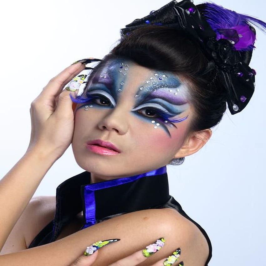 Creativ Make Up, creativ, eyes, beauty, make up, violet, nails, silver, hair, lilac HD wallpaper