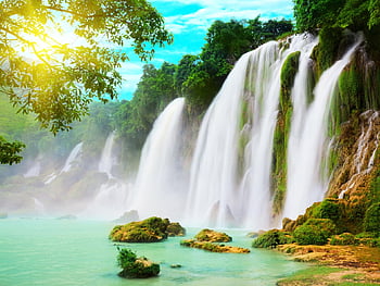 Một trong những thác nước đẹp nhất thế giới, Thác Detian đem đến cho bạn một cảm giác mê hoặc và kỳ vĩ đến kinh ngạc. Hãy ngắm nhìn những hình ảnh vô cùng đặc sắc của thác nước này để trải nghiệm cảm giác tuyệt vời nhất.