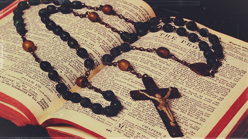 Holy Bible, Holy rosary, Cross, Jesus Christ / and Mobile Background, Catholic Rosary HD wallpaper