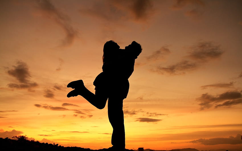Hugging lovers, man and woman shadows, sunset - . , , Friends Hugging HD wallpaper