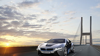 BMW, cầu, ô tô và di động - những từ này sẽ đưa bạn vào một thế giới đầy phong cách và tốc độ. Với các bức ảnh chất lượng ultra HD, bạn sẽ được trải nghiệm những giây phút hồi hộp như lên đồng cùng những chiếc xe tốc độ.
