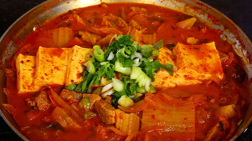 Рецепта за яхния с кимчи (Kimchi Jjigae). HD тапет