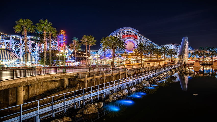 Amusement Parks: Fantastic Amusement Park Stretched Reflection, Roller Coaster HD wallpaper