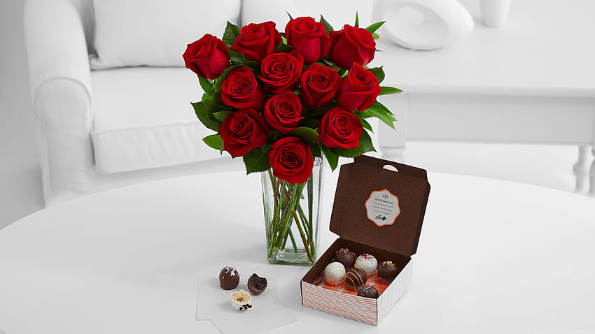Cake Truffles and Red Roses Bouquet Ultra Background for U TV : & UltraWide & Laptop : Tablet : Smartphone HD wallpaper