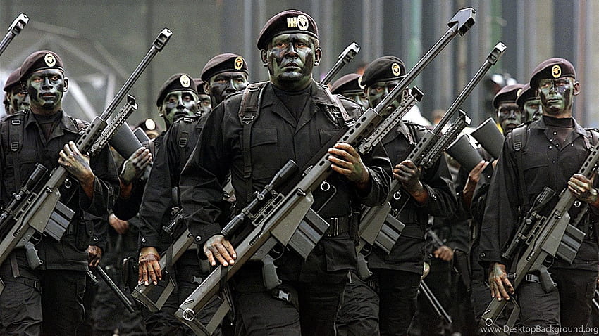 Armee-Militärsoldaten Scharfschützen Special Forces Make-up Black Beret Hintergrund, schwarzes Militär HD-Hintergrundbild