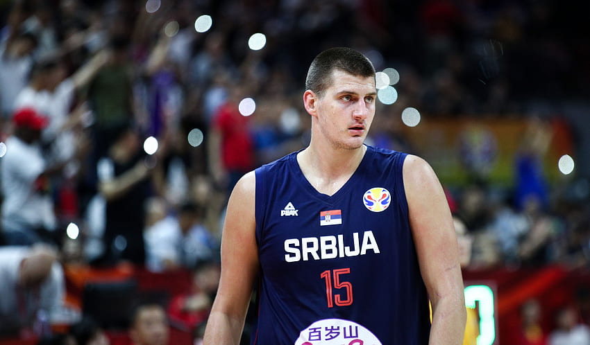 Nikola Jokić de los Denver Nuggets continúa mostrando una gran actuación en la Copa Mundial FIBA ​​mientras Serbia derrota a Filipinas, Nikola Jokic fondo de pantalla