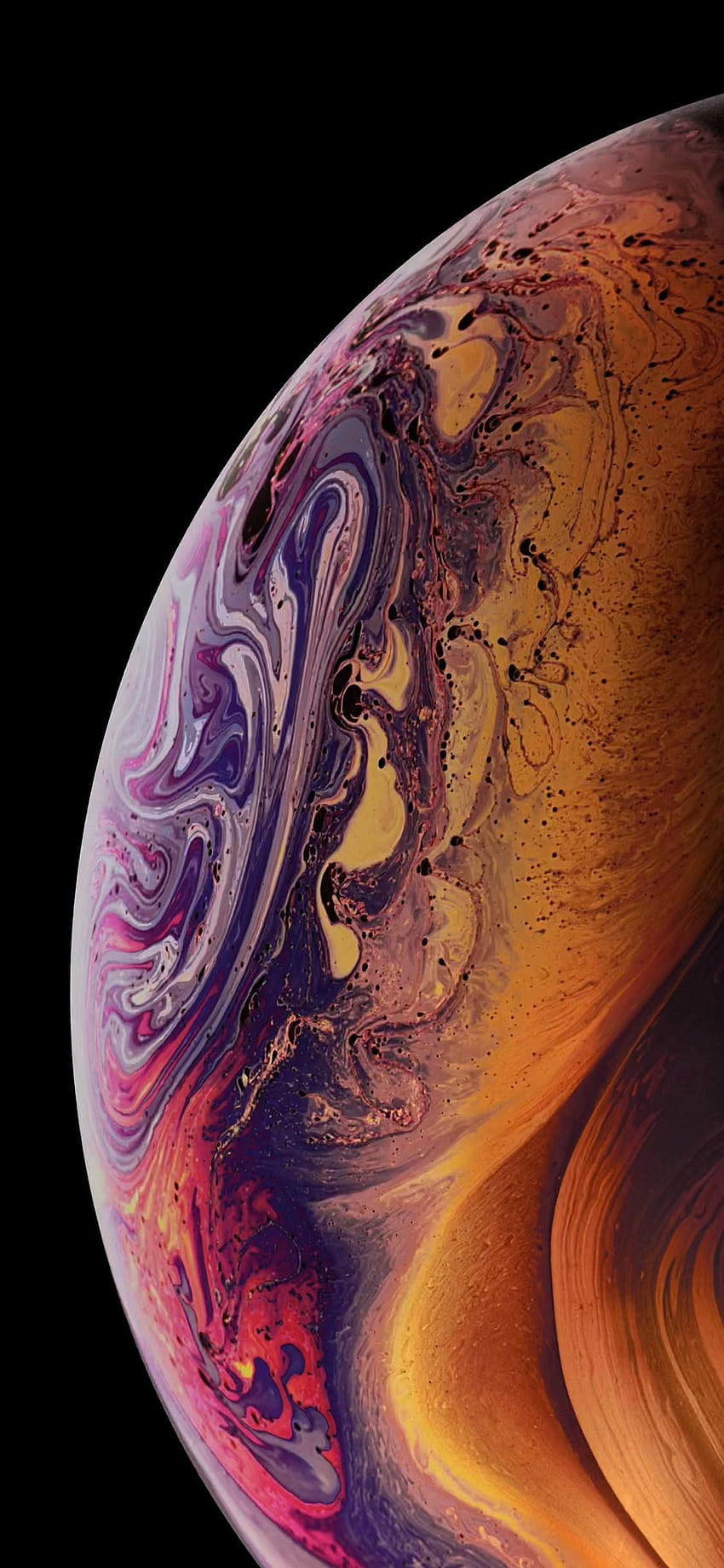The magic iPhone wallpapers that make your dock and folders disappear are  back