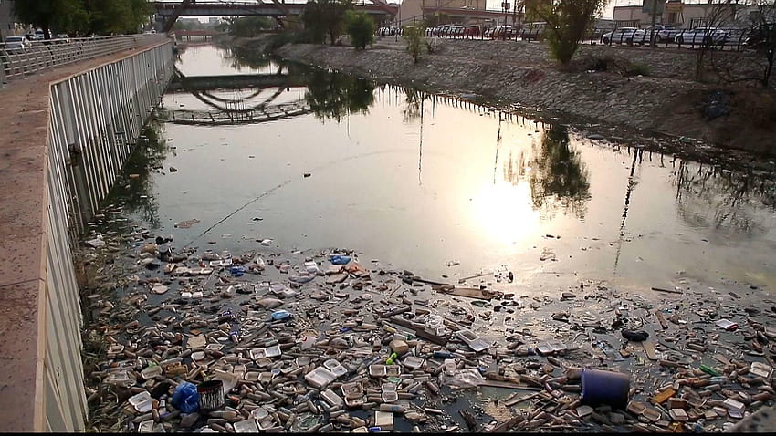 Iraq: Basra water pollution risks triggering disease outbreaks HD wallpaper