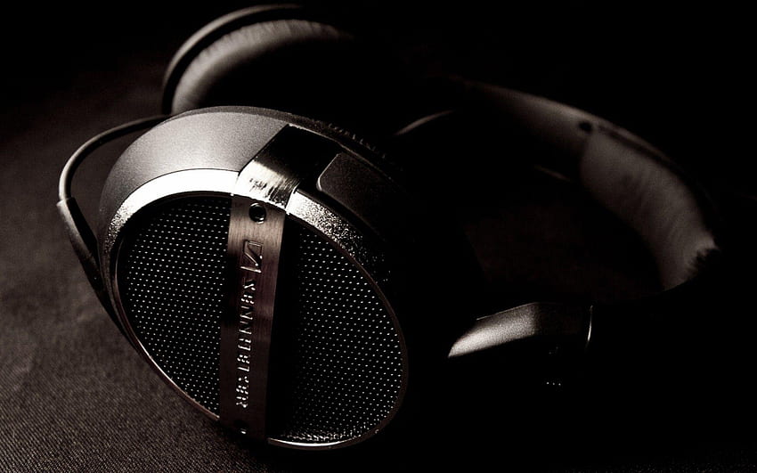 Beyerdynamic DT1990 Pro Headphones Product Review | StereoNET United Kingdom