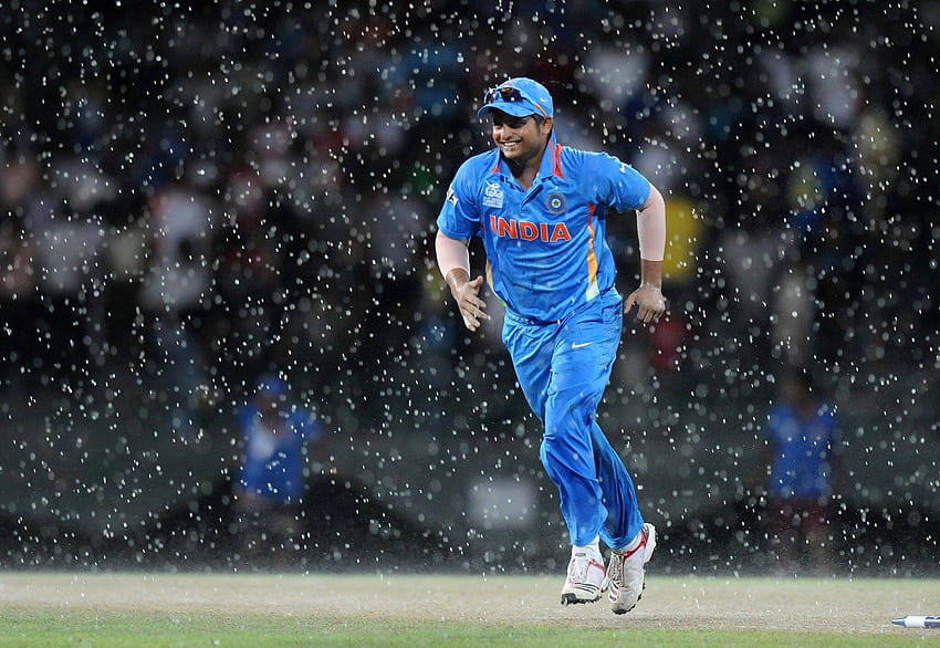 Suresh Raina Indian Battsman Criketer in terra durante la pioggia., Giocatore di cricket Sfondo HD