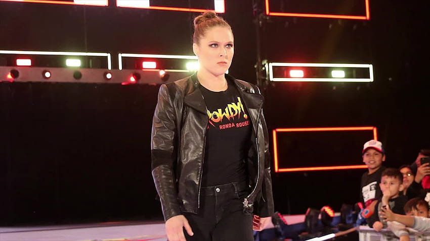 Ronda Rousey Wwe Raw ve arka plan HD duvar kağıdı | Pxfuel