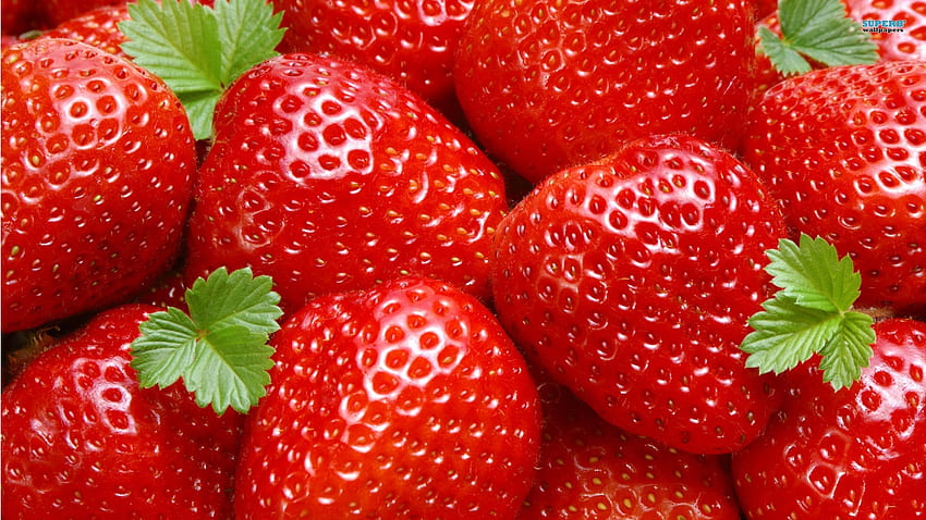 Beautiful Smell, sweet, leaf, red, strawberries HD wallpaper