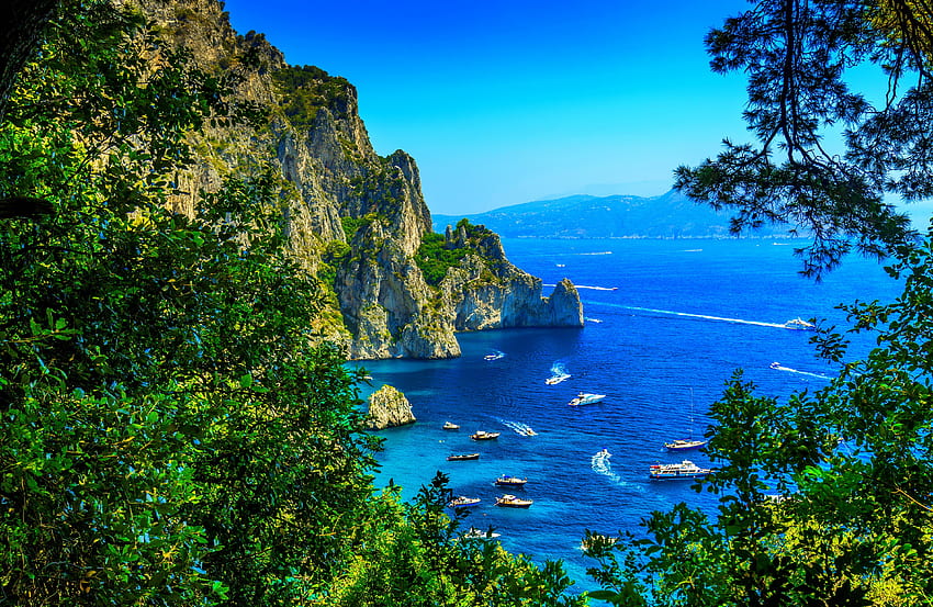 View of beautiful Capri, island, sea, yacht, coast, paradise, beautiful, Italy, rocks, mountain, summer, cliffs, sailing, view, Capri HD wallpaper