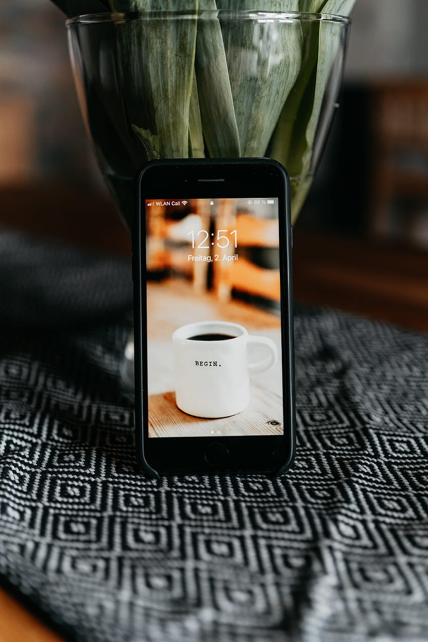 Vase, Telephone, Smartphone, Tablecloth HD phone wallpaper