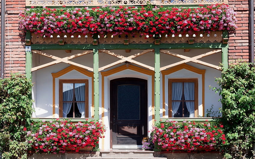 バイエルン州の農家、ドイツ、花、ドイツ、窓、家 高画質の壁紙
