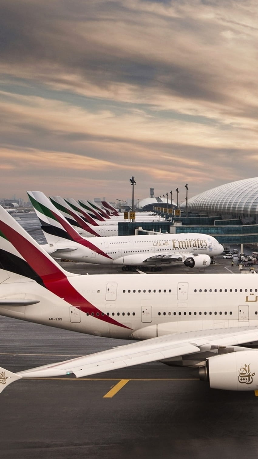 Vehicles Airbus A380, Emirates A380 HD phone wallpaper