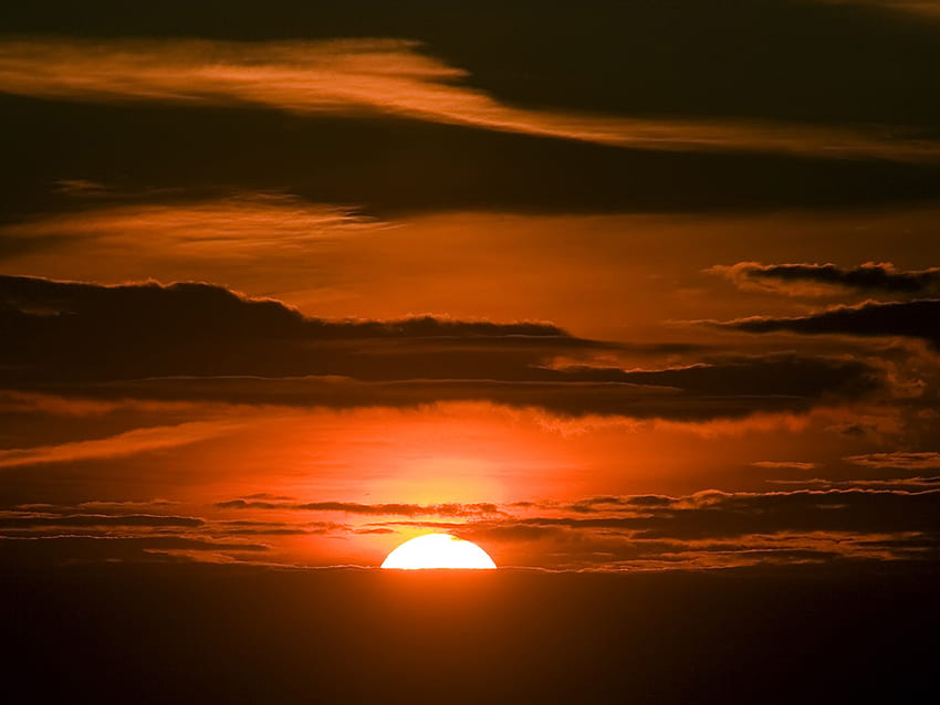 Bursztynowe nocne niebo, chmury, niebo, bursztyn, zachód słońca Tapeta HD