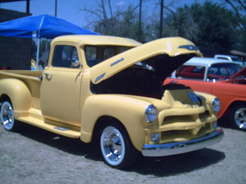 Truk Kuning, joanna, pameran mobil, truk, kuning Wallpaper HD