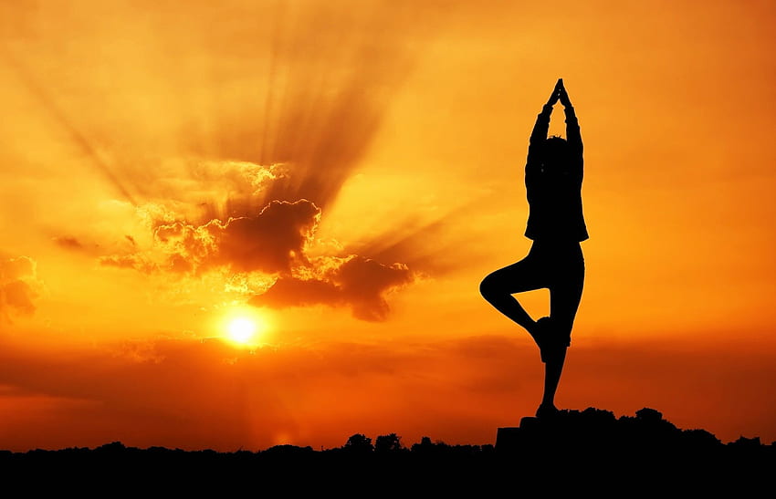 Yoga Lovely Yoga with Girl In A Purple Sunset at Beach Of the Day - Left of The Hudson HD wallpaper