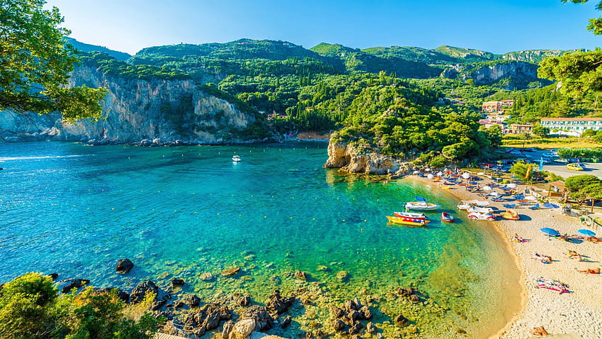 Korfu Adası Plajları İyon Denizi Yunanistan Kumsal Yoğun Yeşil Orman Zeytin Ağaçları Kireçtaşı Kayaları Cennet Adası HD duvar kağıdı