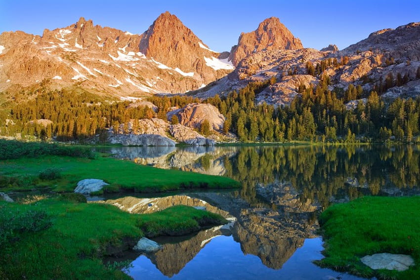 Ansel Adams Wilderness, beautiful, sunrise, lake, blue sky, reflection, snow, Sierra Nevada, green grass, mountains, forest, California HD wallpaper