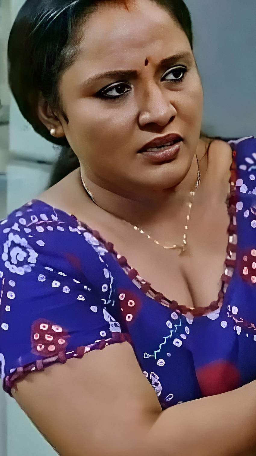 Nisha Sarang Sex Video - Juhi Rustagi uppum mulakum fame HD phone wallpaper | Pxfuel
