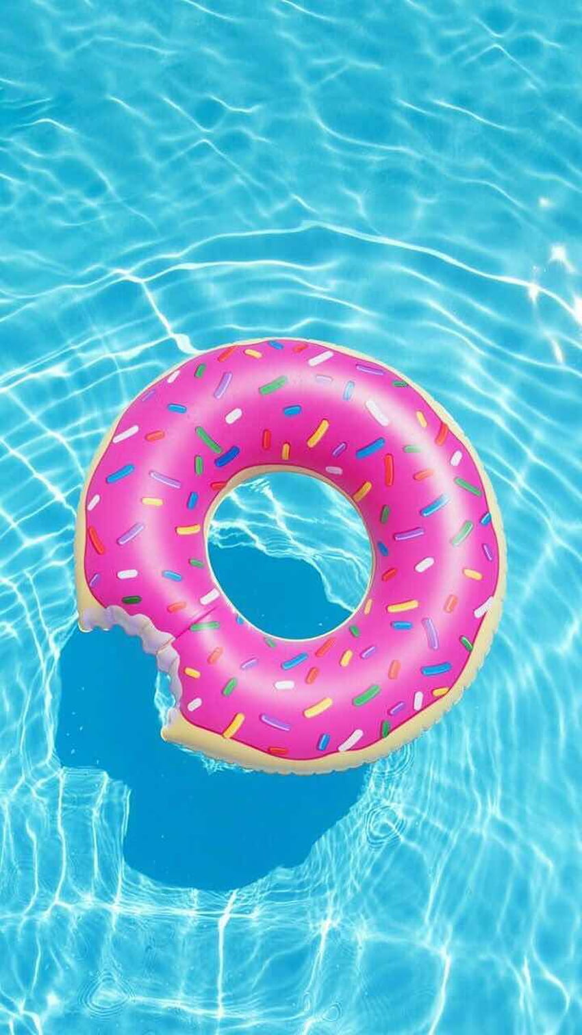 Donut Pool Float für iPhone – Cooler Hintergrund, ästhetischer Pool HD-Handy-Hintergrundbild
