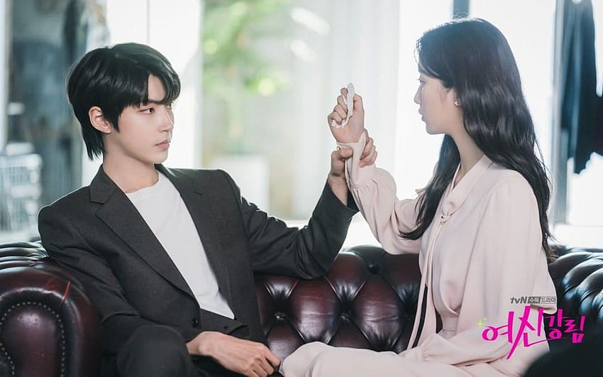 Hwang In Yeop Akui Malu Saat Syuting Mesra Bareng Moon Ga Young de 'True Beauty' Fond d'écran HD