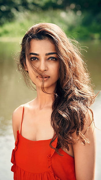 Cover Girl Radhika Apte Opts For Monochrome Separates; Actress Looks ...