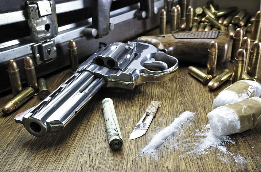 drogas, cocaína, escuro, arma, arma de fogo, cigarro, munição, bala, crime papel de parede HD
