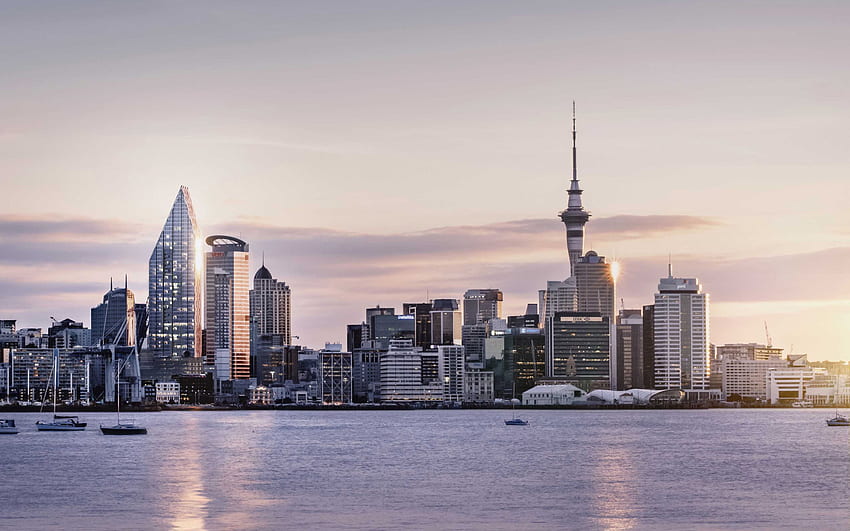 Оукланд, Sky Tower, наблюдателна кула, вечер, залез, модерни сгради, небостъргачи, градски пейзаж на Окланд, силует, Нова Зеландия за с резолюция. Високо качество HD тапет