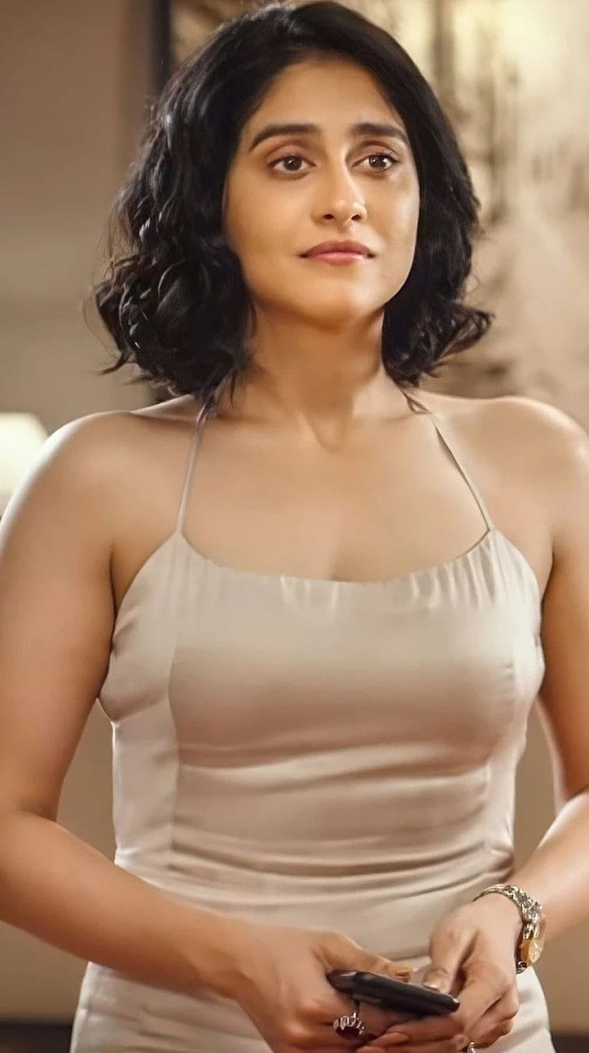 Regina Cassandra, Telugu-Schauspielerin HD-Handy-Hintergrundbild