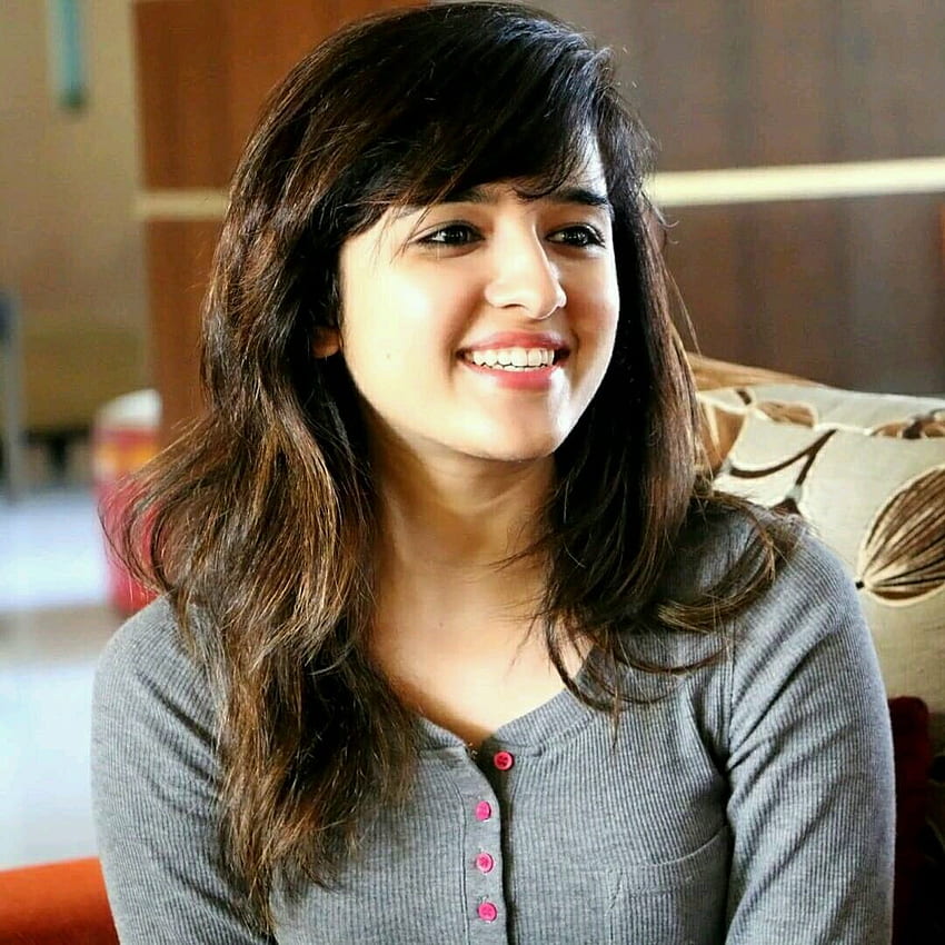 Shirley Setia HD Wallpaper APK 1.3 - Download APK latest version