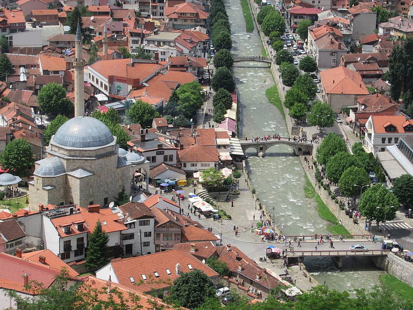 Kuzey Makedonya'nın İsim Anlaşması Tarihi Bir Başarıydı. Ancak Herhangi Bir Sırbistan Kosova Toprak Takası Tarihi Hataların Tekrarı Olacaktır Yeni Doğu Avrupa Prizren Merkeze Ait İki Aylık Bir Haber Dergisi HD duvar kağıdı