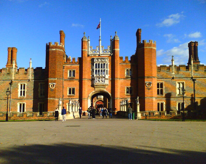 hampton court palace. hampton court palace qtek 9100 the front of hampton court. Hampton court palace, Hampton court, Mansions HD wallpaper