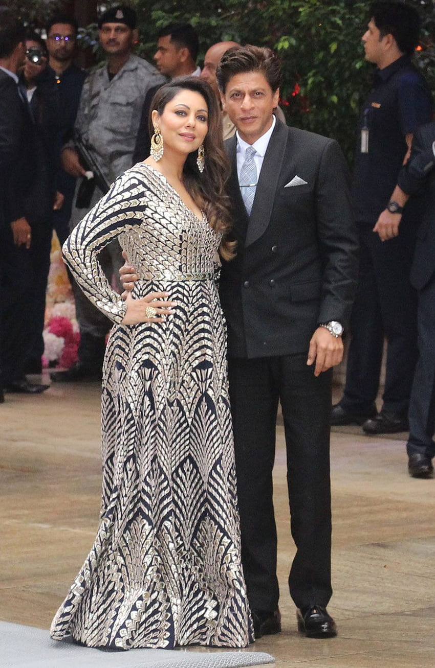 SRK & Gauri Khan Make Us Believe in True Love HD тапет за телефон