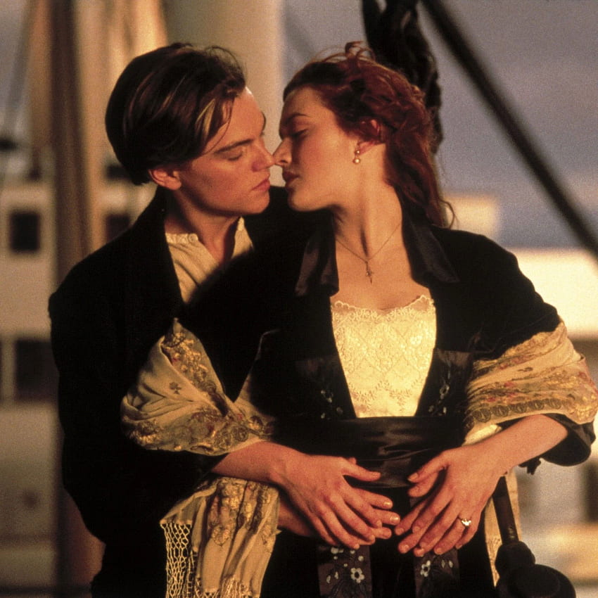 The Ace Black Movie Blog: Movie Review: Titanic (1997)