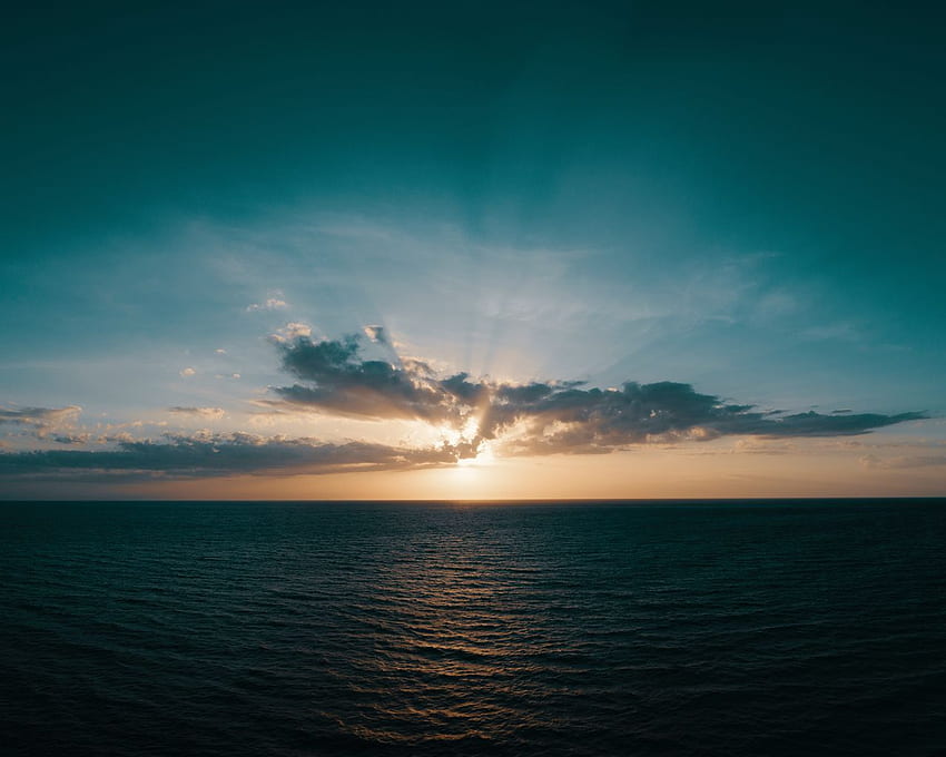海、スカイライン、日の出、雲の標準的な 5:4 背景 高画質の壁紙