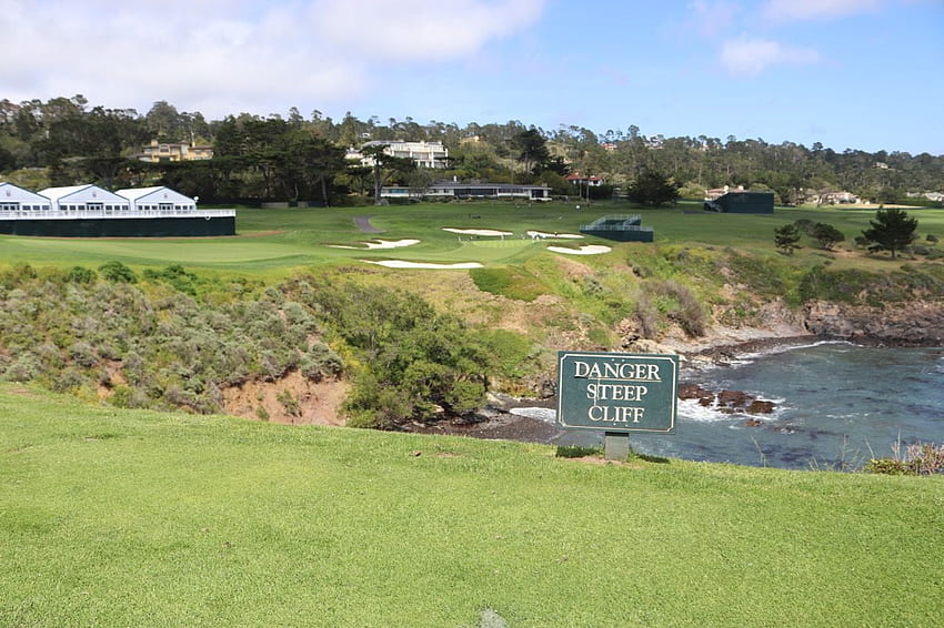 Pebble Beach Golf Links at Pebble Beach Resorts in Pebble Beach, California, USA HD wallpaper