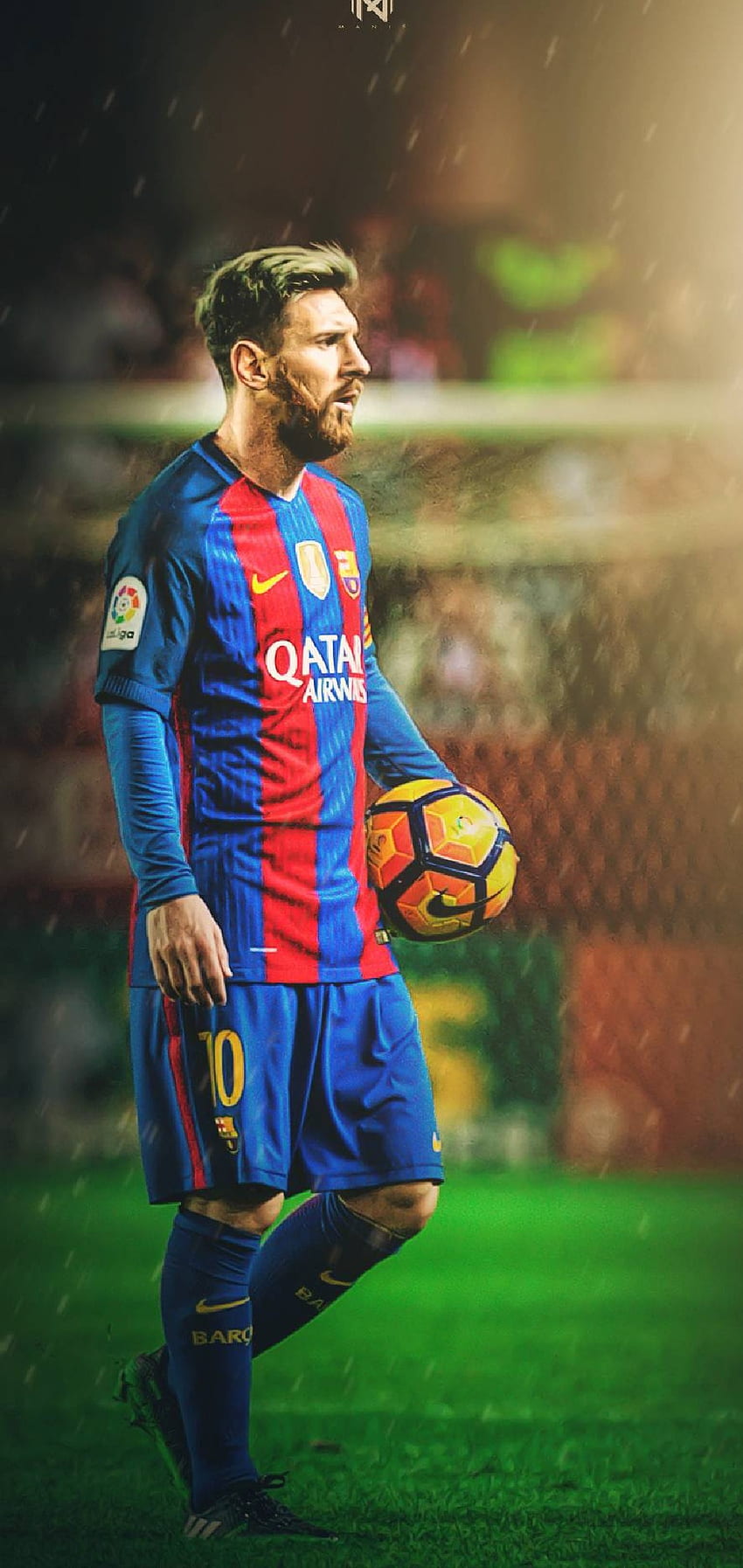 Messi in Football Field iPhone Wallpaper HD  iPhone Wallpapers