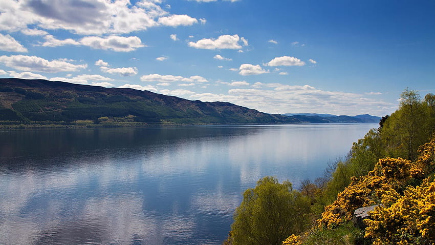 Lochs & castles With A Local. Privately Guided Tours Scotland. 4 Days / 3 Nights, Loch Ness HD wallpaper