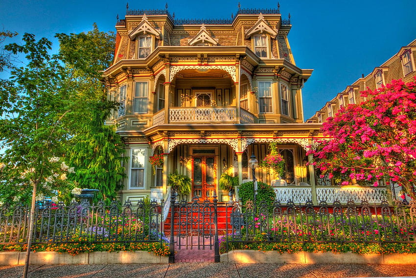 Beautiful Victorian House and Background , Cape May HD wallpaper