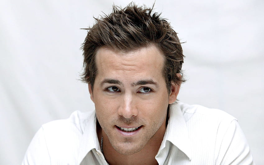 Hollywood Actors. Hollywood Actors . on Maza Bus. Ryan reynolds, Hollywood male actors, Celebrities male HD wallpaper